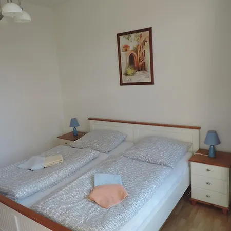 בית הארחה Gaestehaus Andreasstrasse