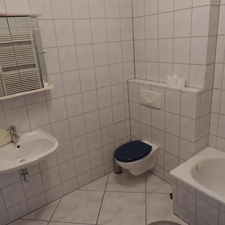 בית הארחה Gaestehaus Andreasstrasse 2*